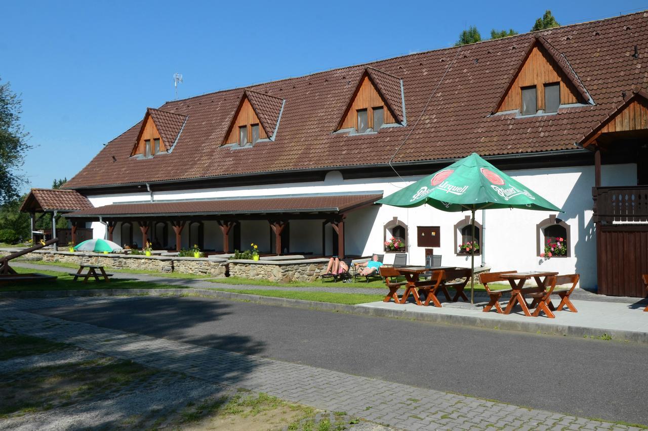 Hotel Jiricna 3*